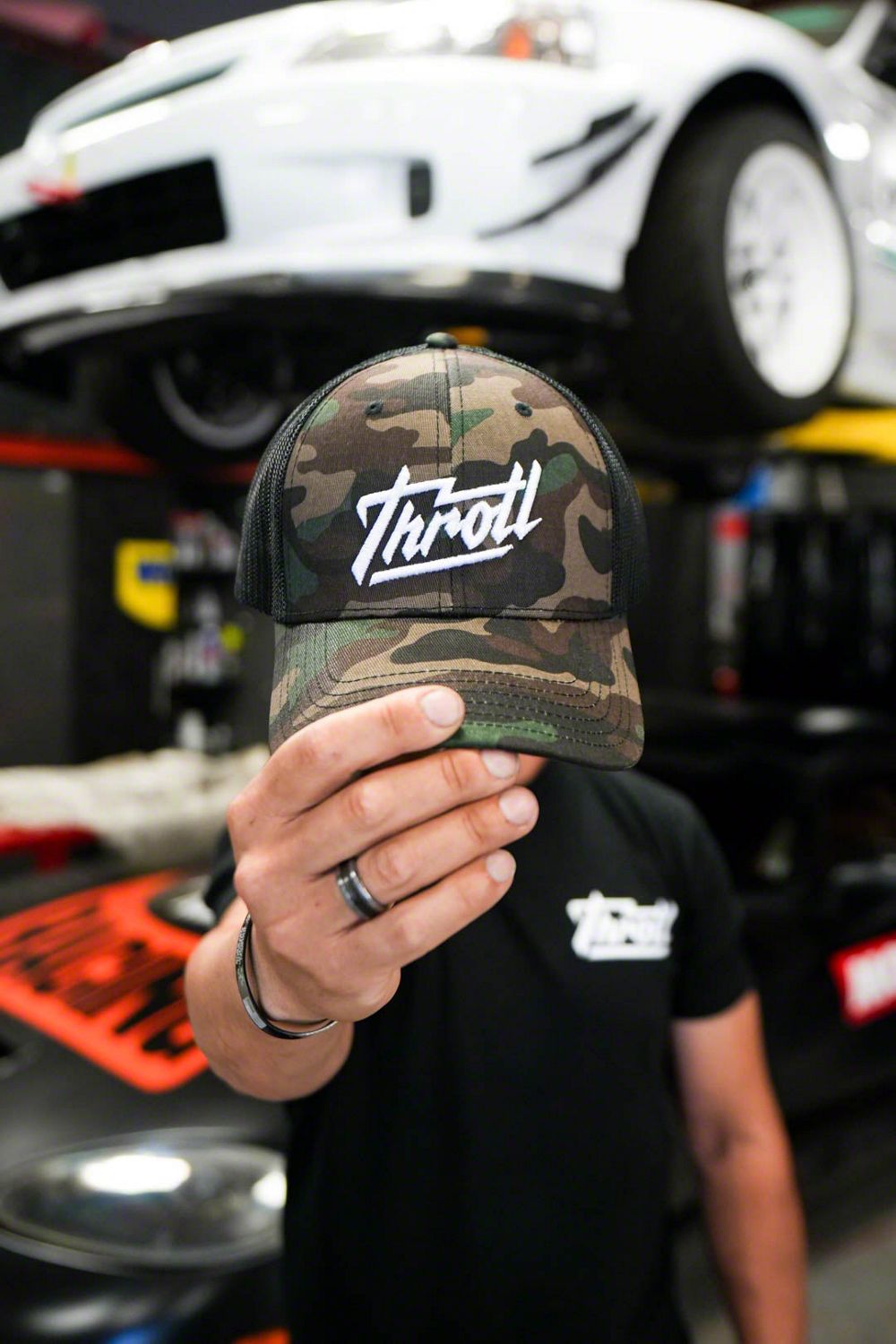 Throtl Razor Trucker Hat; Camo